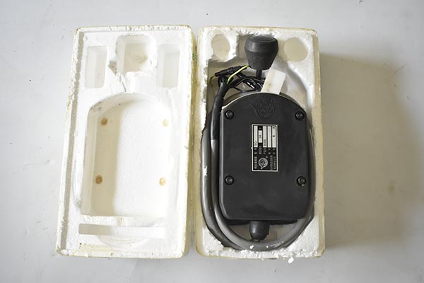 91羞羞网站入口压路机档位选择器