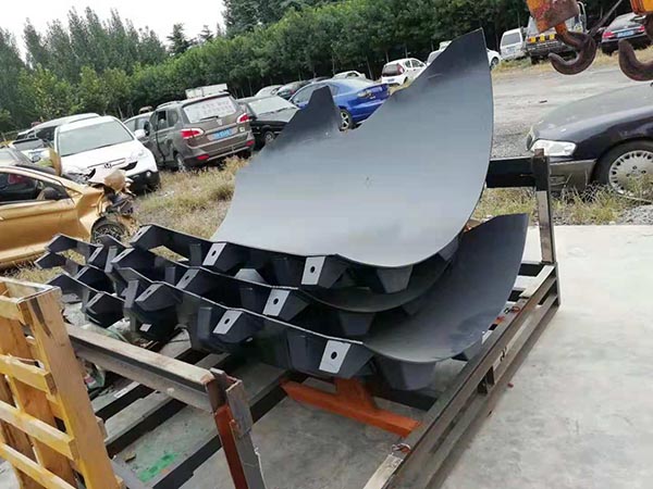 91羞羞网站入口压路机震动轮凸块